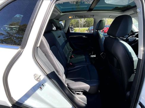 Used 2017 Audi Q5 2.0T Premium Plus w/ Technology Package image 21