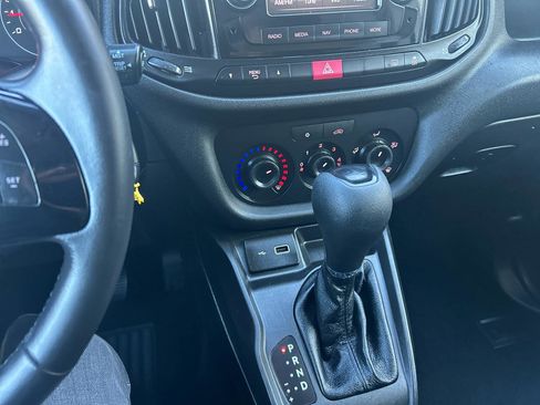 Used 2022 RAM ProMaster City Tradesman w/ Window Group 05 image 24