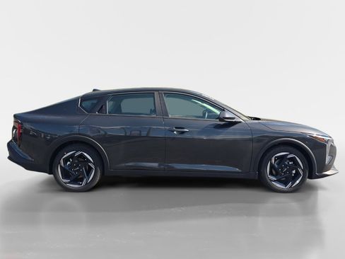 New 2025 Kia K4 EX image 6