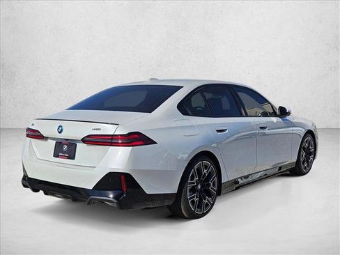 New 2026 BMW i5 eDrive40 w/ M Sport Package image 2