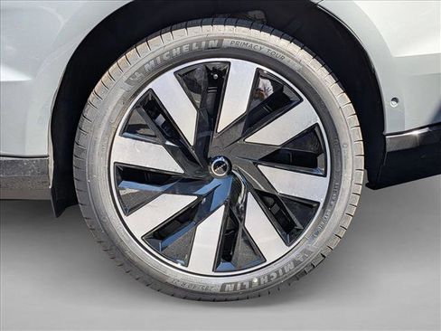 New 2026 Volvo EX90 Plus AWD/4WD image 10