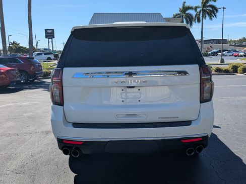 Used 2021 Chevrolet Tahoe Premier w/ Premium Package image 5