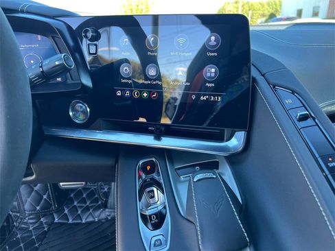 Used 2020 Chevrolet Corvette Stingray Coupe w/ Z51 Performance Package image 27