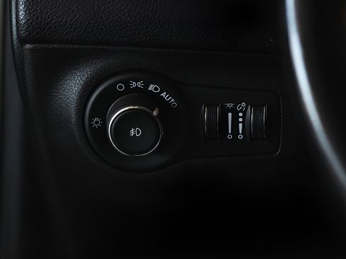 Used 2019 Jeep Compass Latitude AWD/4WD image 20