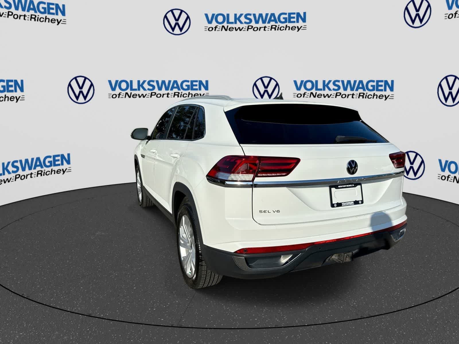 Used 2021 Volkswagen Atlas Cross Sport SEL FWD image 12