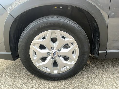 Used 2021 Subaru Forester image 17