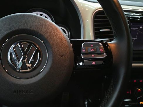 Used 2019 Volkswagen Beetle 2.0T Final Edition SEL FWD image 20