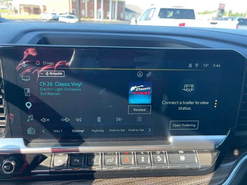 Used 2025 Chevrolet Silverado 1500 RST AWD/4WD image 22