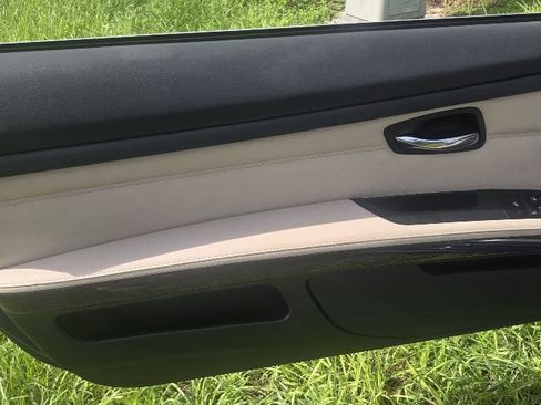 Used 2013 BMW 335i Convertible RWD image 8