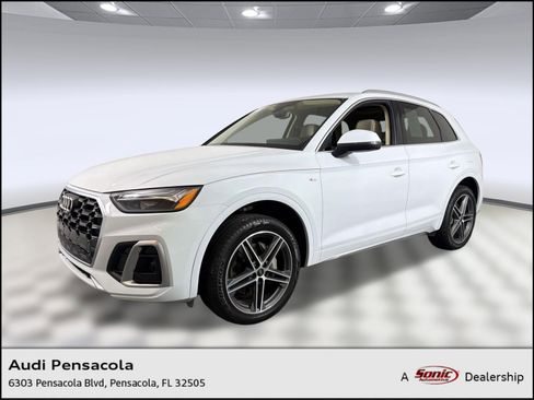 Used 2024 Audi Q5 e Premium Plus image 1
