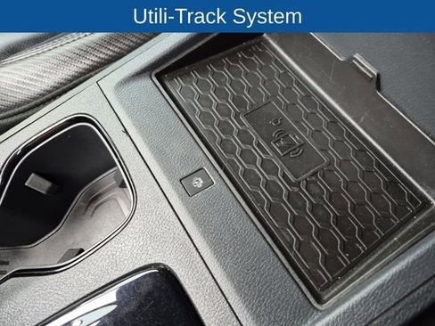 Used 2022 Nissan Frontier PRO-4X w/ Pro-4X Premium Package image 40