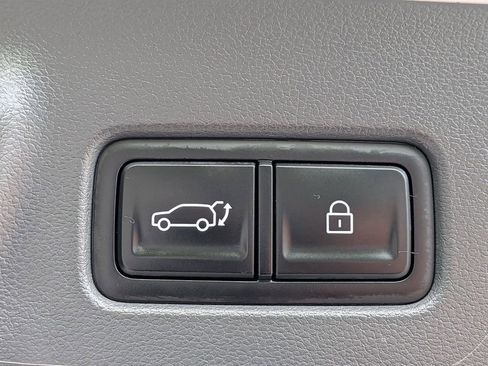 Used 2025 Hyundai Santa Fe SEL AWD/4WD image 23