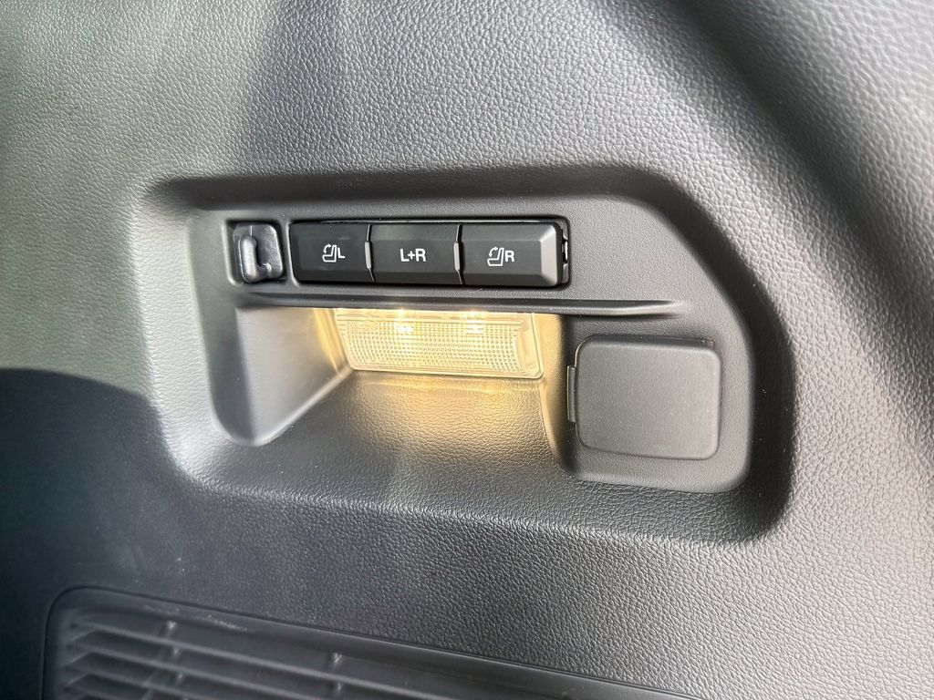 New 2026 Ford Explorer ST w/ Sun And Sound Package AWD/4WD image 19