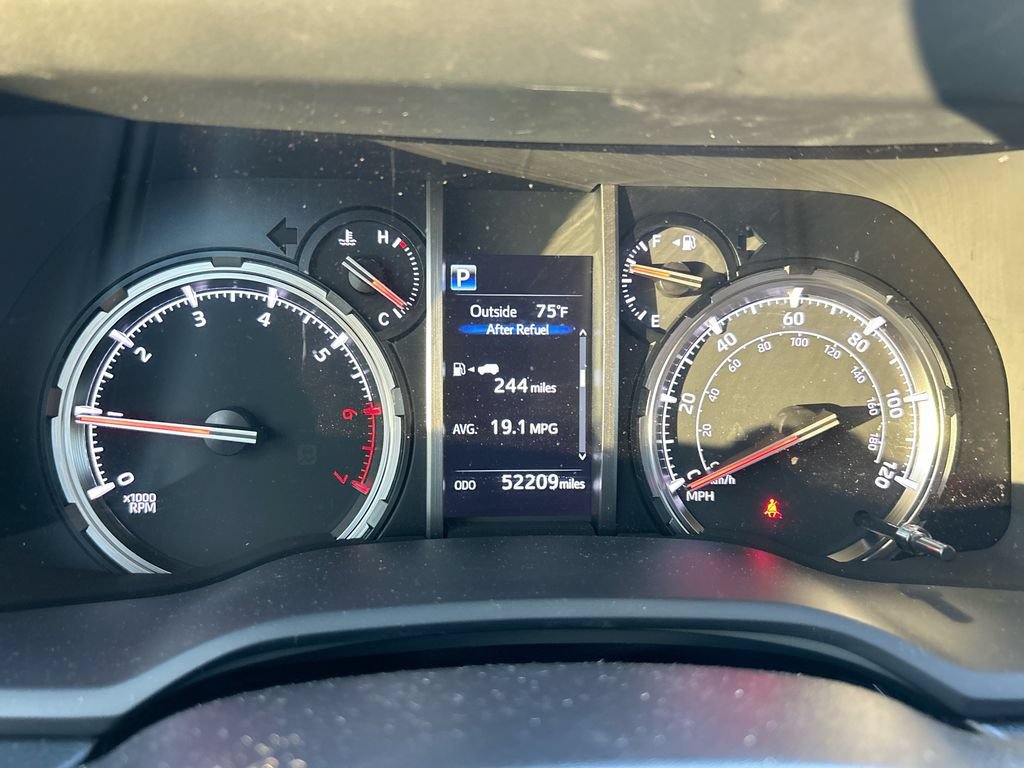 Used 2024 Toyota 4Runner Limited AWD/4WD image 23