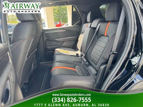 Used 2026 Honda Passport TrailSport image 11