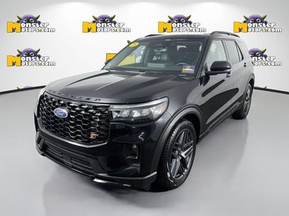 Used 2025 Ford Explorer ST