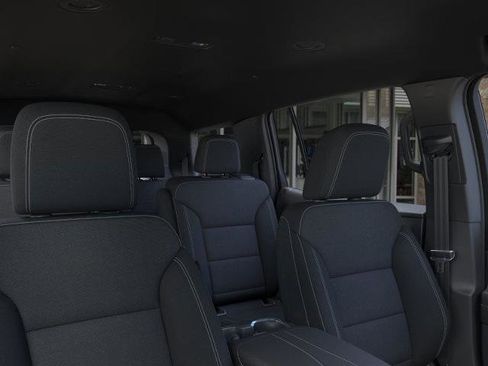 New 2026 Chevrolet Traverse LT w/ Driver Confidence Package image 24