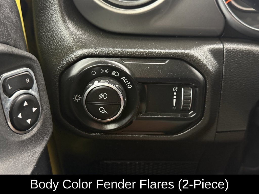 Used 2023 Jeep Gladiator Sport AWD/4WD image 26