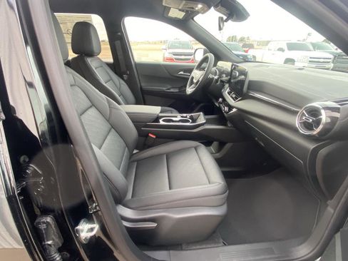 New 2026 Chevrolet Equinox LT w/ Convenience Package II image 15