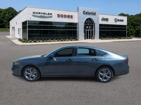 Used 2024 Honda Accord EX image 3