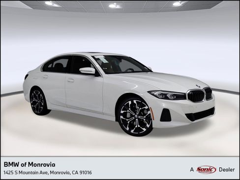 Used 2025 BMW 330i Sedan w/ Premium Package image 1