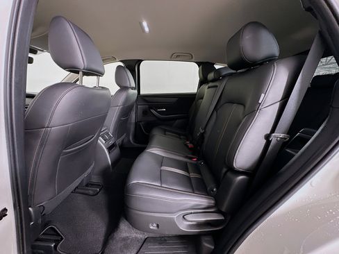 Used 2025 MAZDA CX-90 3.3 Turbo w/ Select Package image 27