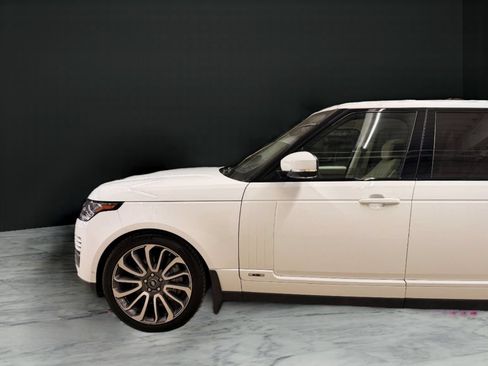 Used 2020 Land Rover Range Rover Long Wheelbase HSE AWD/4WD image 9