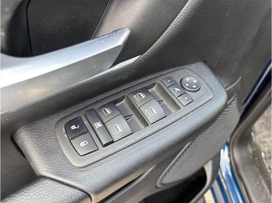 Used 2023 RAM 1500 Big Horn AWD/4WD image 21
