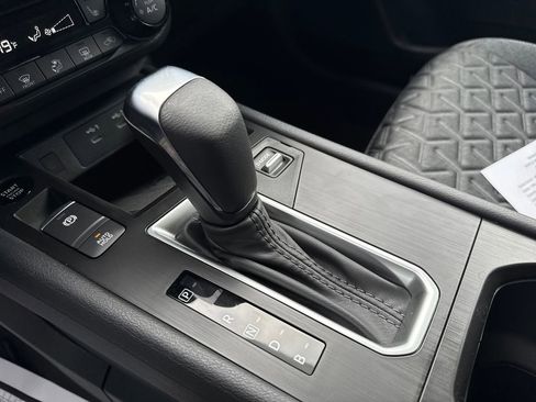 New 2026 Nissan Kicks SV w/ SV Premium Package image 28