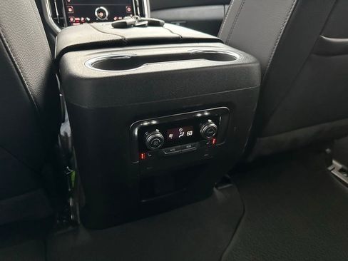 Certified 2025 GMC Yukon Denali image 23