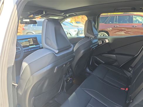 New 2026 BMW X3 xDrive30 w/ Premium Package image 18