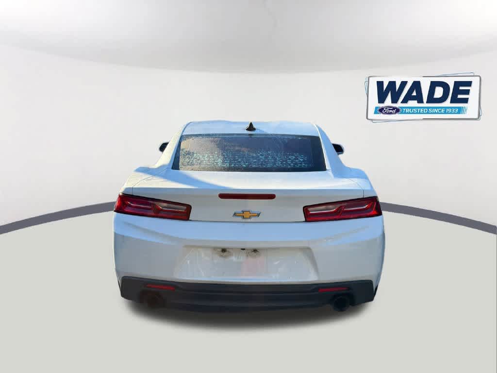 Used 2017 Chevrolet Camaro LT RWD image 8