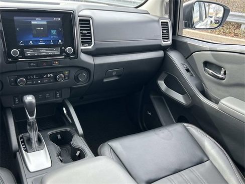 Used 2024 Nissan Frontier SL w/ Technology Package image 26