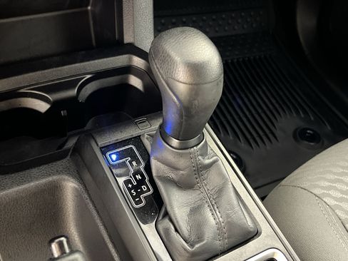 Used 2023 Toyota Tacoma SR AWD/4WD image 22