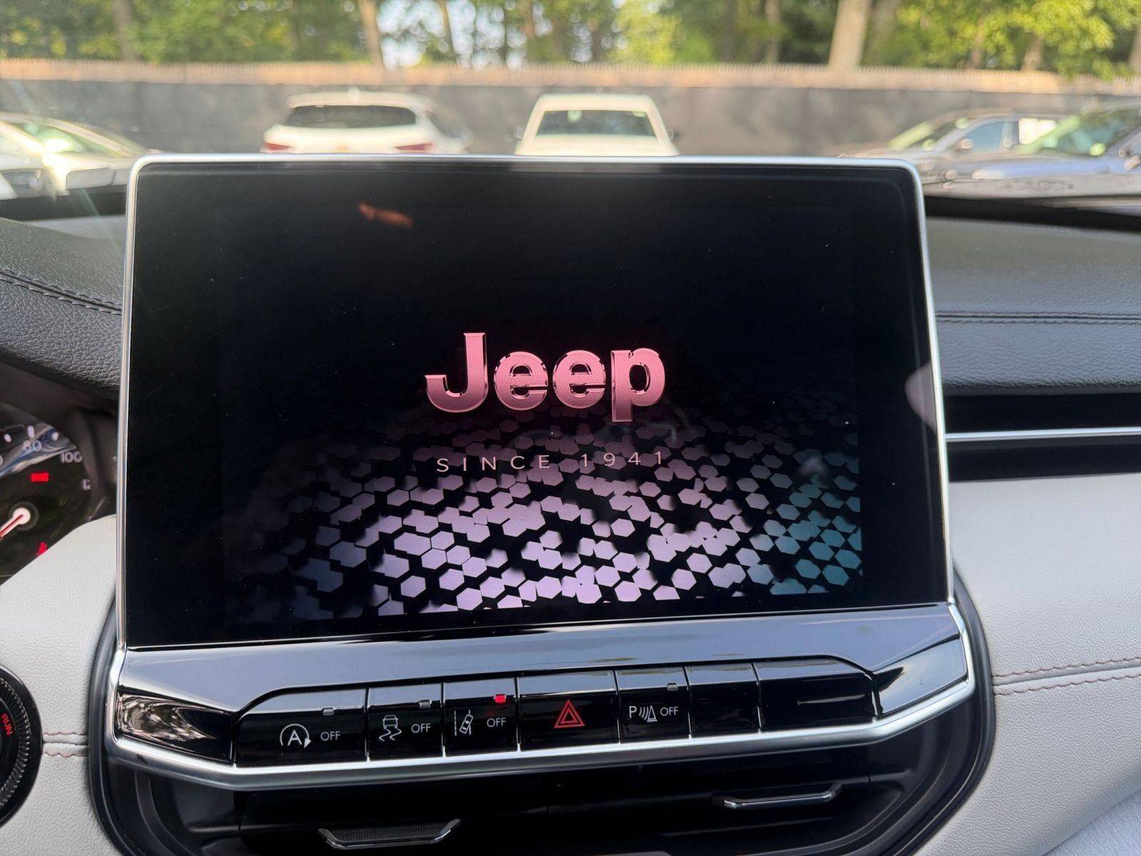 Used 2025 Jeep Compass Limited AWD/4WD image 19