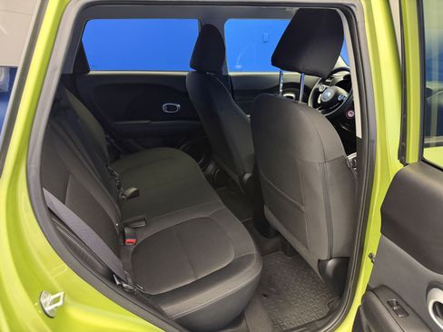 Used 2014 Kia Soul FWD image 22