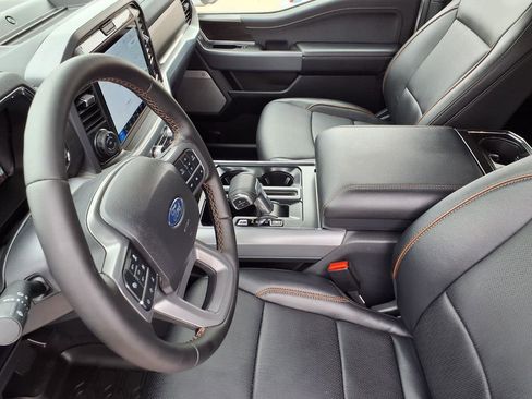 Used 2025 Ford F150 Lariat w/ Equipment Group 501A Mid image 16