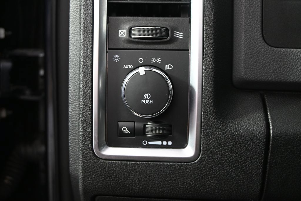 Used 2014 RAM 1500 Big Horn AWD/4WD image 19
