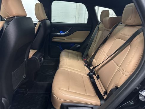 Used 2023 Lincoln Corsair Reserve w/ Equipment Group 202A image 22