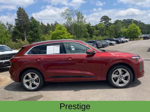 Used 2025 Audi Q5 Prestige AWD/4WD image 4