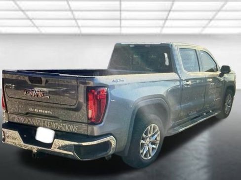 Used 2021 GMC Sierra 1500 SLT w/ SLT Premium Package image 2