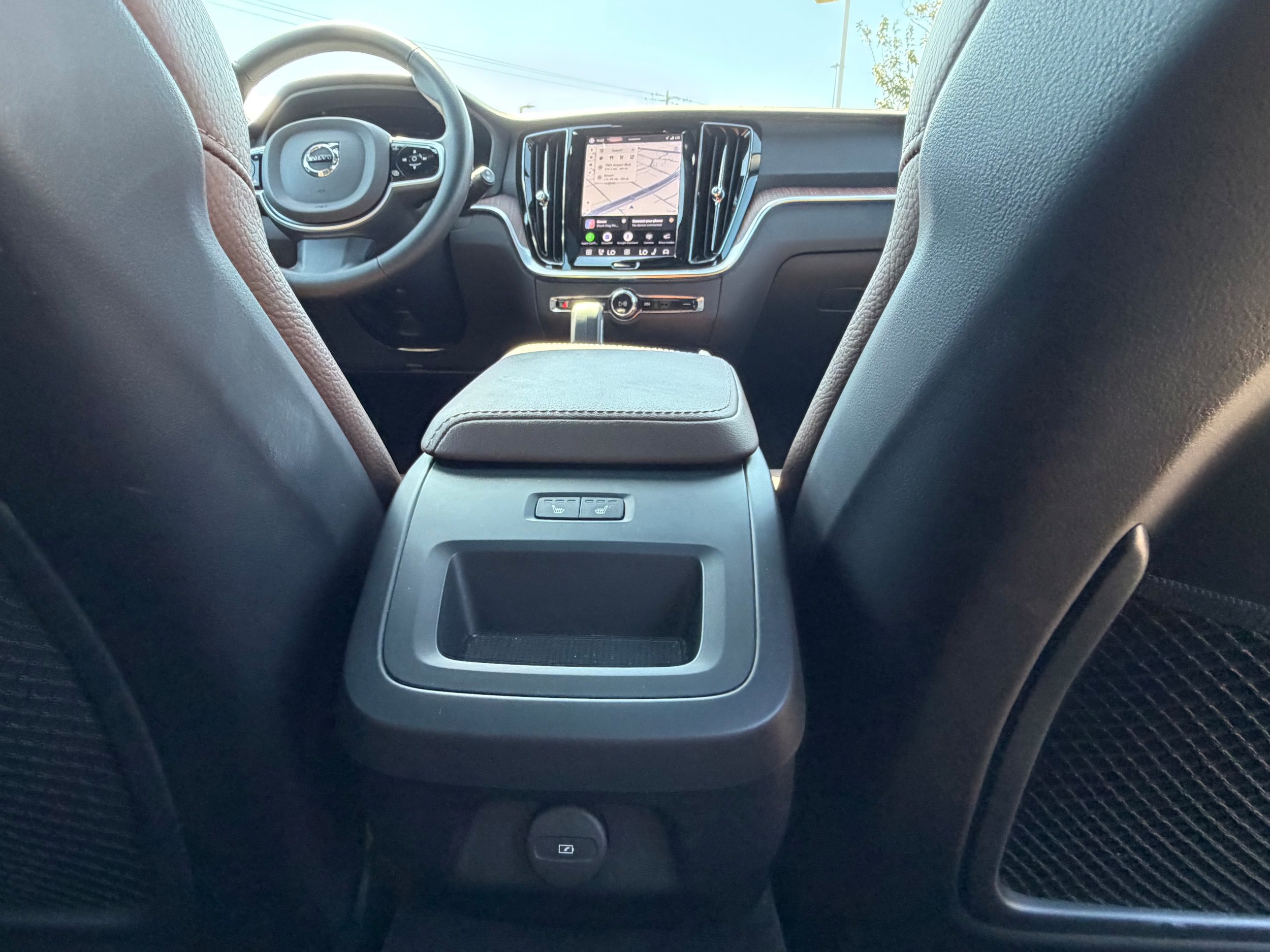 Certified 2025 Volvo V60 B5 Cross Country Plus AWD/4WD image 14