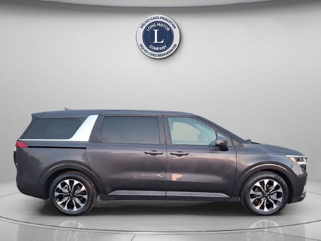 Used 2024 Kia Carnival EX FWD image 4