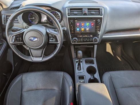 Used 2018 Subaru Outback 3.6R Limited image 7