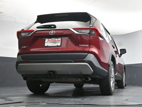Used 2022 Toyota RAV4 Limited FWD image 37
