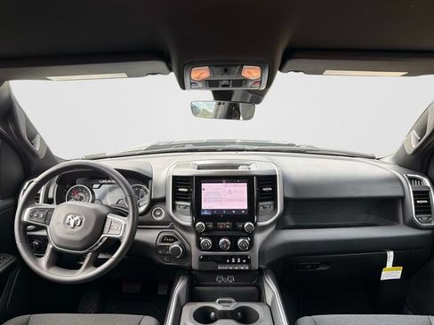 New 2026 RAM 1500 Express AWD/4WD image 16
