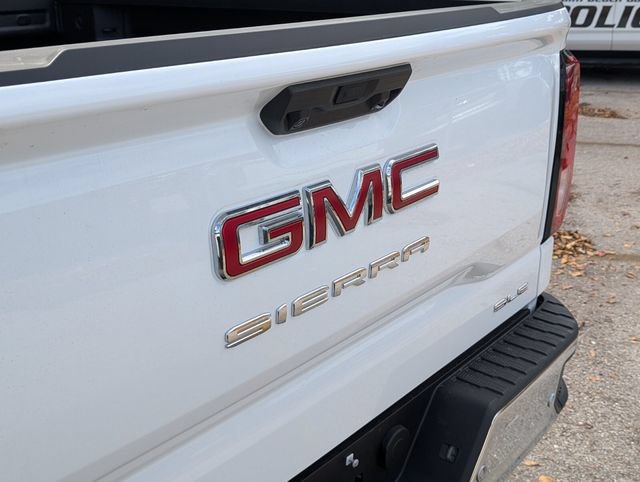 New 2026 GMC Sierra 1500 SLE w/ Preferred Package RWD image 15