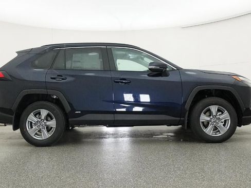 New 2025 Toyota RAV4 XLE image 27