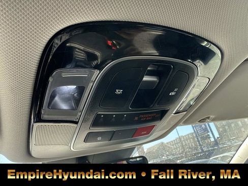 Used 2024 Hyundai Tucson Limited image 28