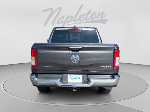 Used 2022 RAM 1500 Big Horn AWD/4WD image 4